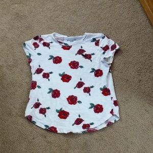 White tee shirt with roses